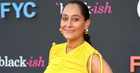 Tracee Ellis Ross Shares Butt and Back Workout on。